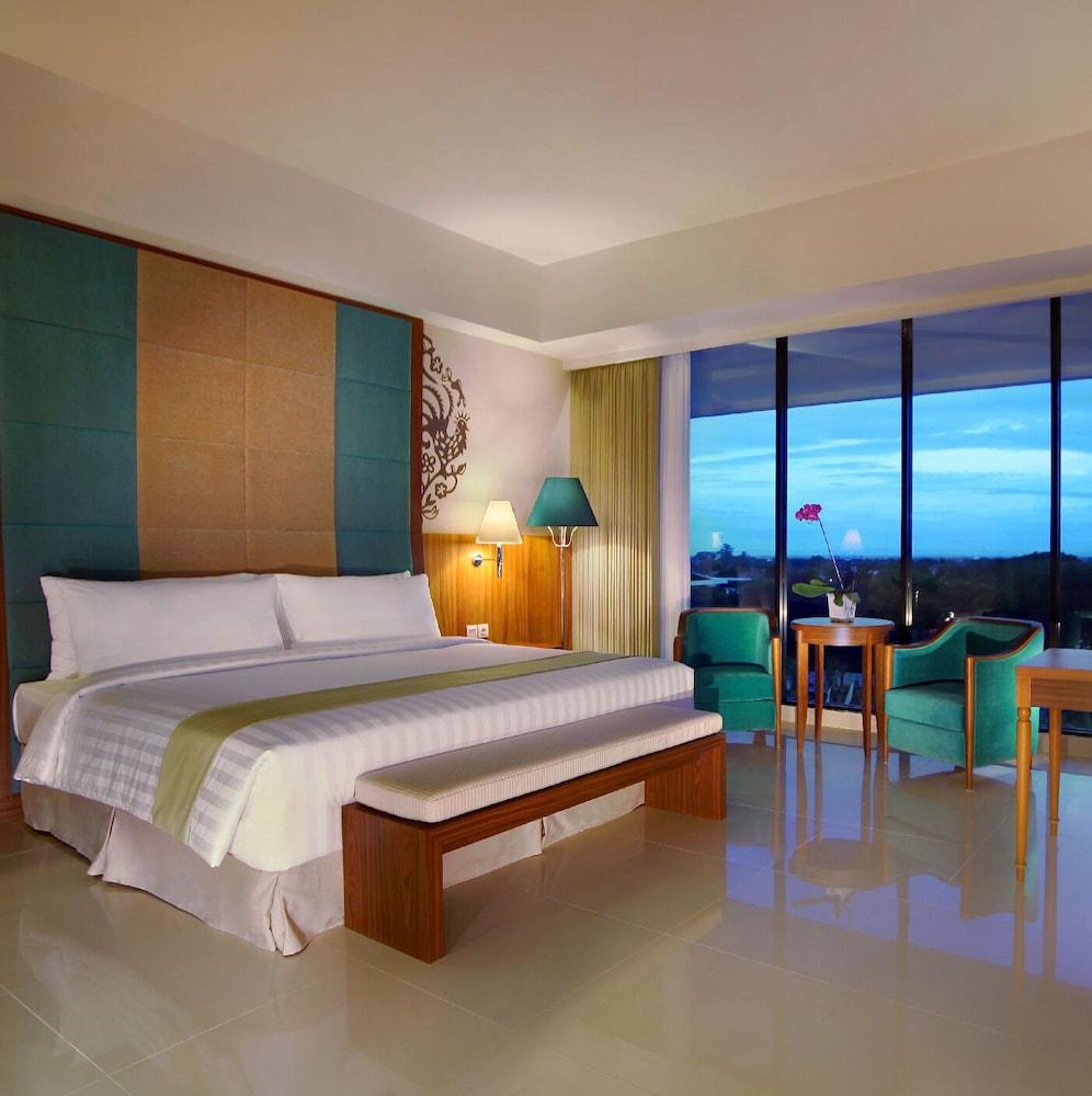 Aston Bojonegoro City Hotel Экстерьер фото